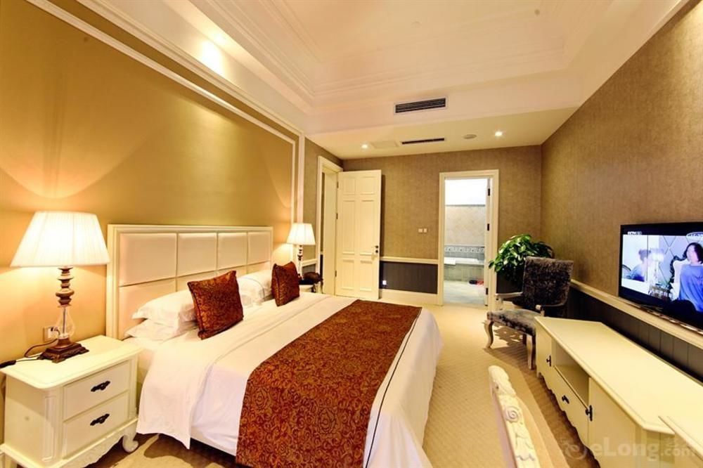 Blue Sky Hotel Yantai Exterior foto